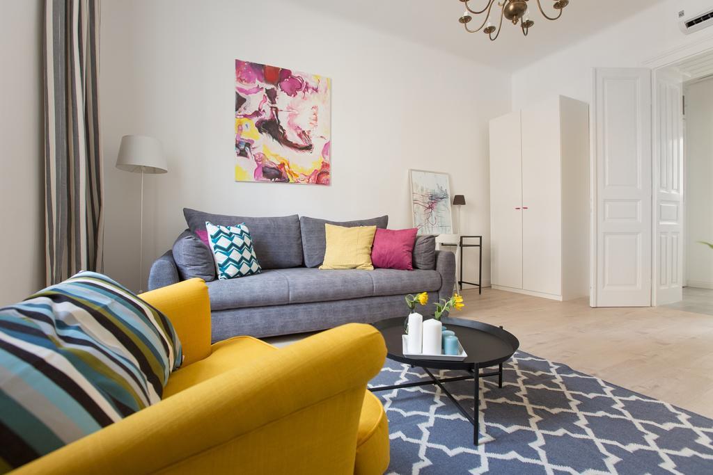 Montevideo Apartment Zagreb Exteriör bild